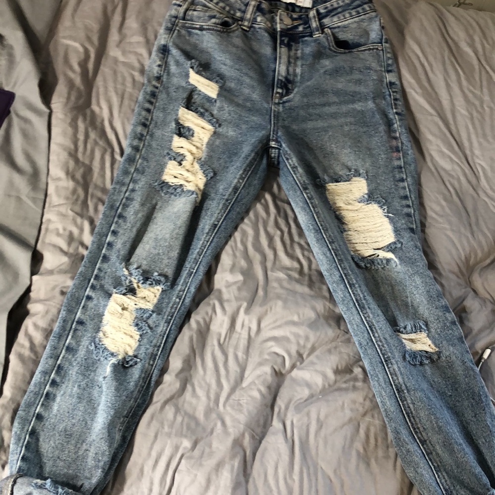 Tinseltown rip jeans faded blue jeans!